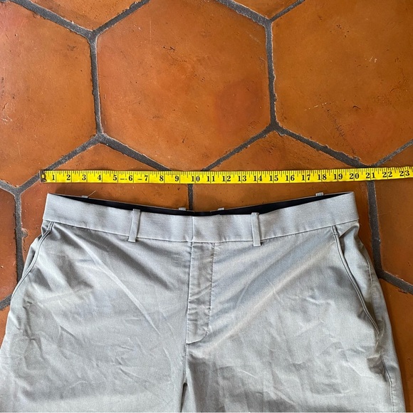 Mens Nike Dri Fit Athletic Golf Shorts Size 40 Standard Gray Country Club Casual - Picture 3 of 7